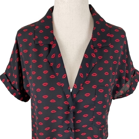 Abound Red Lips Button Down Top - Picture 2 of 9